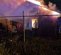 Двое мужчин погибли при пожаре в Южно-Сахалинске
