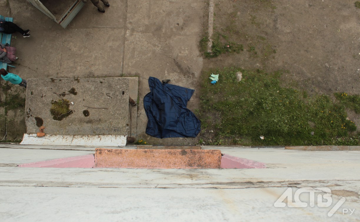 Появилось фото с места гибели мужчины в Александровск-Сахалинском районе