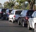Почти половина водителей на Сахалине принципиально не пускает в ряд тех, кто объезжает пробки
