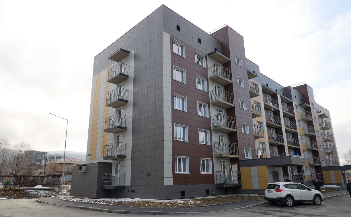 180 южносахалинских семей переедут в новые квартиры