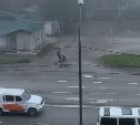 "Настоящие мужчины": двое сахалинцев пришли на помощь упавшему пенсионеру