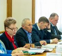 Указ о создании совета «серебряных волонтеров» подписал сахалинский губернатор