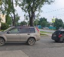 Автохам заблокировал южносахалинку в машине на полчаса и заставил нарушить ПДД