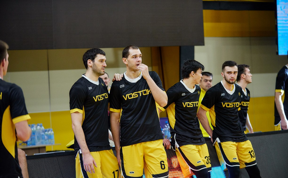 Баскетболисты «Восток-65» примут команду из Новосибирска