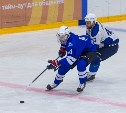 В Южно-Сахалинске прошёл товарищеский матч по хоккею между командами "Динамо" и правительства Сахалинской области