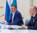Валерий Лимаренко и члены Общественной палаты Сахалинской области обсудили план работы на предстоящий год