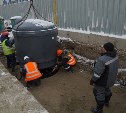 Мелкозаглубленные мусорные контейнеры продолжают устанавливать в Южно-Сахалинске