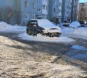 Южно-Сахалинск одолевают любители очень плохой парковки