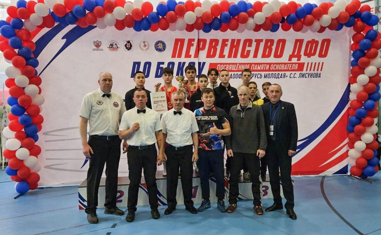 Сахалинец Артём Кан стал победителем первенства ДФО по боксу