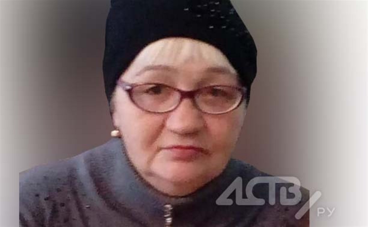 В Поронайске 63-летняя женщина вышла из дома и пропала