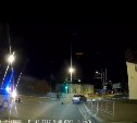 Школьники на мотоцикле попали в ДТП у первой школы в Корсакове
