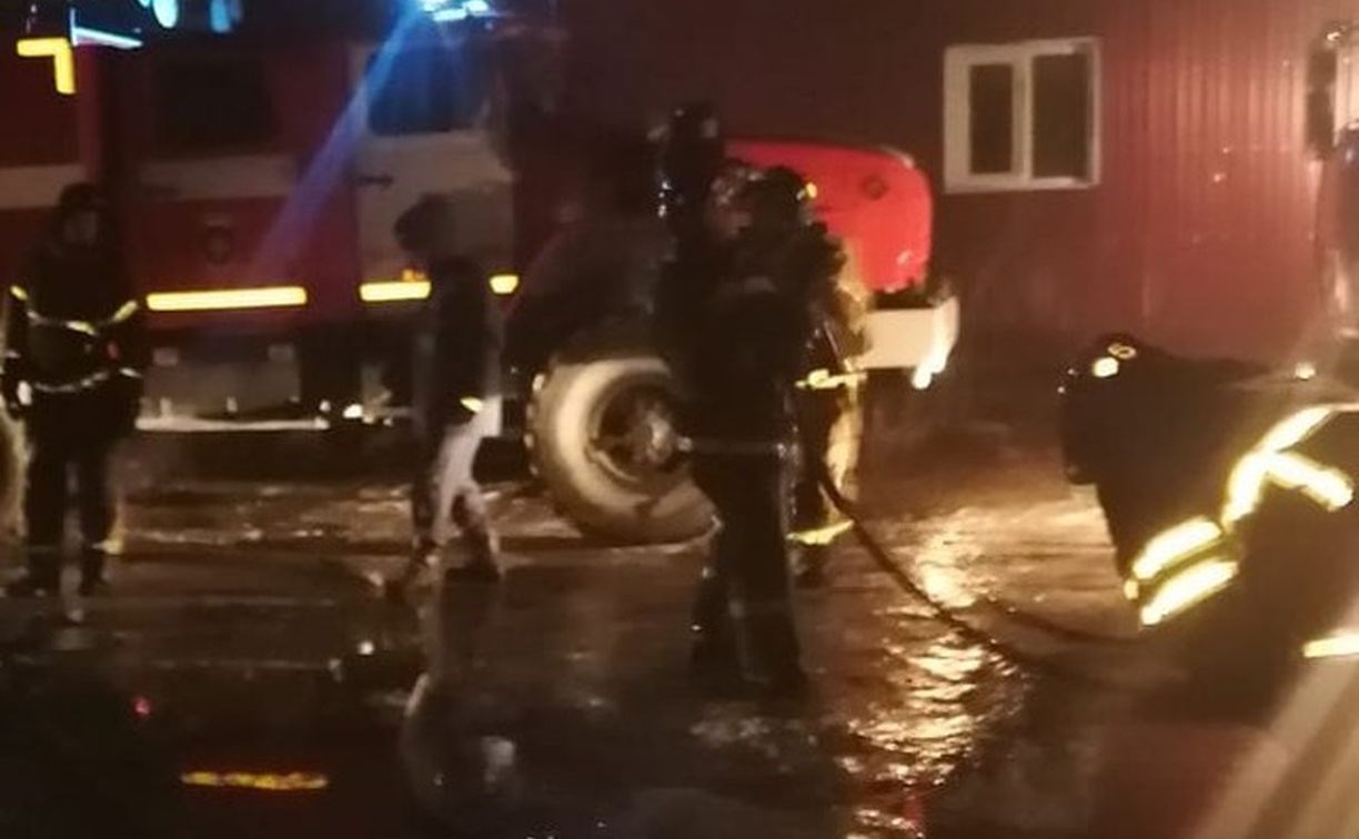 Два человека пострадали при пожаре в Южно-Сахалинске