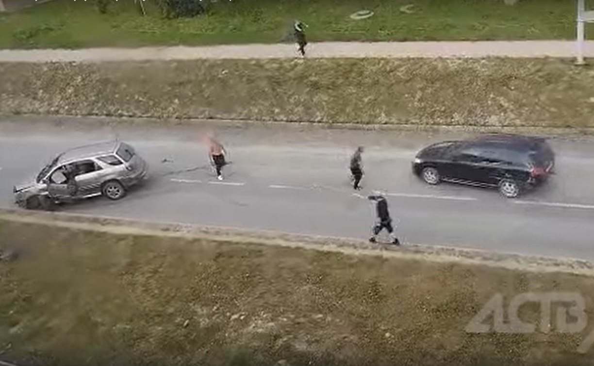 Очевидцев массовой драки со стрельбой в Долинске ищет сахалинский следком 