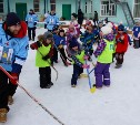 Пятый сезон детсадовского чемпионата по хоккею в валенках стартовал на Сахалине