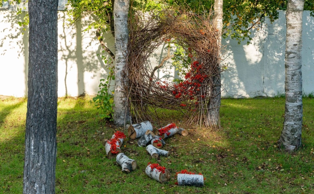 То, что отжило, станет произведением искусства: парк Южно-Сахалинска осваивает ленд-арт