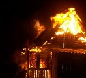 Четыре пожарных расчёта съезжались к месту происшествия в СНТ в Южно-Сахалинске