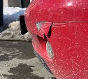 Неизвестный столкнулся с Toyota Ist и скрылся с места ДТП в Южно-Сахалинске