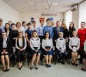 В  День России школьникам Южно-Сахалинска вручили паспорта 
