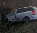 Автомобиль UAZ Profi вылетел на встречку в Макаровском районе и врезался в универсал