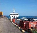 Морские суда сахалинской компании впервые начали грузовые перевозки из Владивостока на Курилы