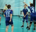 «Чертова дюжина» команд соревнуется за победу в волейбольном турнире на Сахалине
