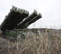 Специалисты войск ПВО на Курилах отразили ракетно-авиационный удар условного противника