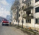 В Охе кто-то опять поджёг расселёнку спустя всего полдня после предыдущего пожара 