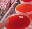 Более 400 кг нелегальной икры успел расфасовать сахалинец, пока не попался ФСБ