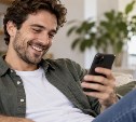 Россияне не могут провести без смартфона даже час