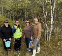 В Анивском районе теперь можно взять жилет, который может спасти жизнь в лесу