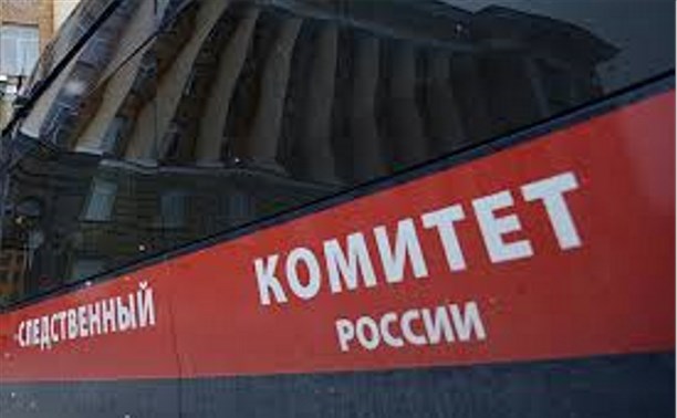 Ревнивая сахалинка обнародовала интимные фото несовершеннолетней соперницы Ревнивая сахалинка обнародовала интимные фото несовершеннолетней соперницы
