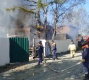 Коттедж загорелся в СНТ Южно-Сахалинска