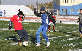 Представители национальных диаспор встретились на футбольном поле в Южно-Сахалинске 