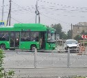 Пассажирский автобус в Южно-Сахалинске попал в ДТП