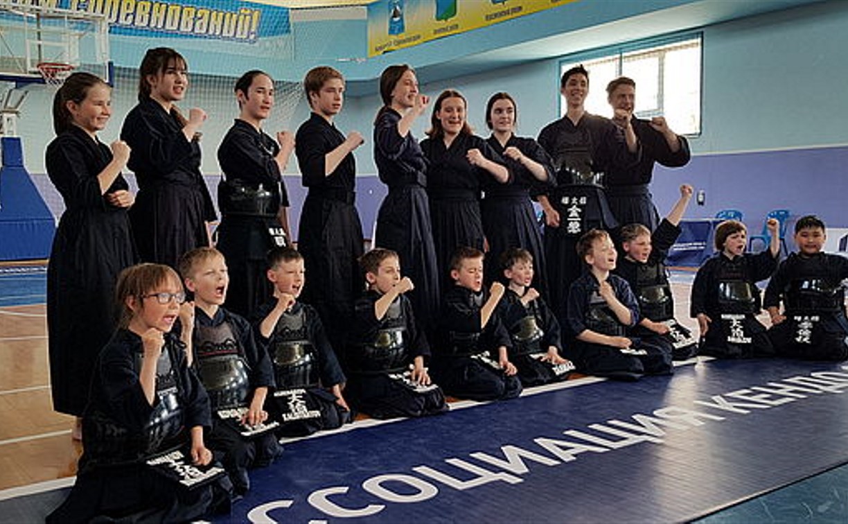 Кендоисты Сахалина поборолись на областных соревнованиях в Долинске
