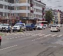 Абсолютно "синий" грузовичок остановили в Южно-Сахалинске сотрудники ГИБДД