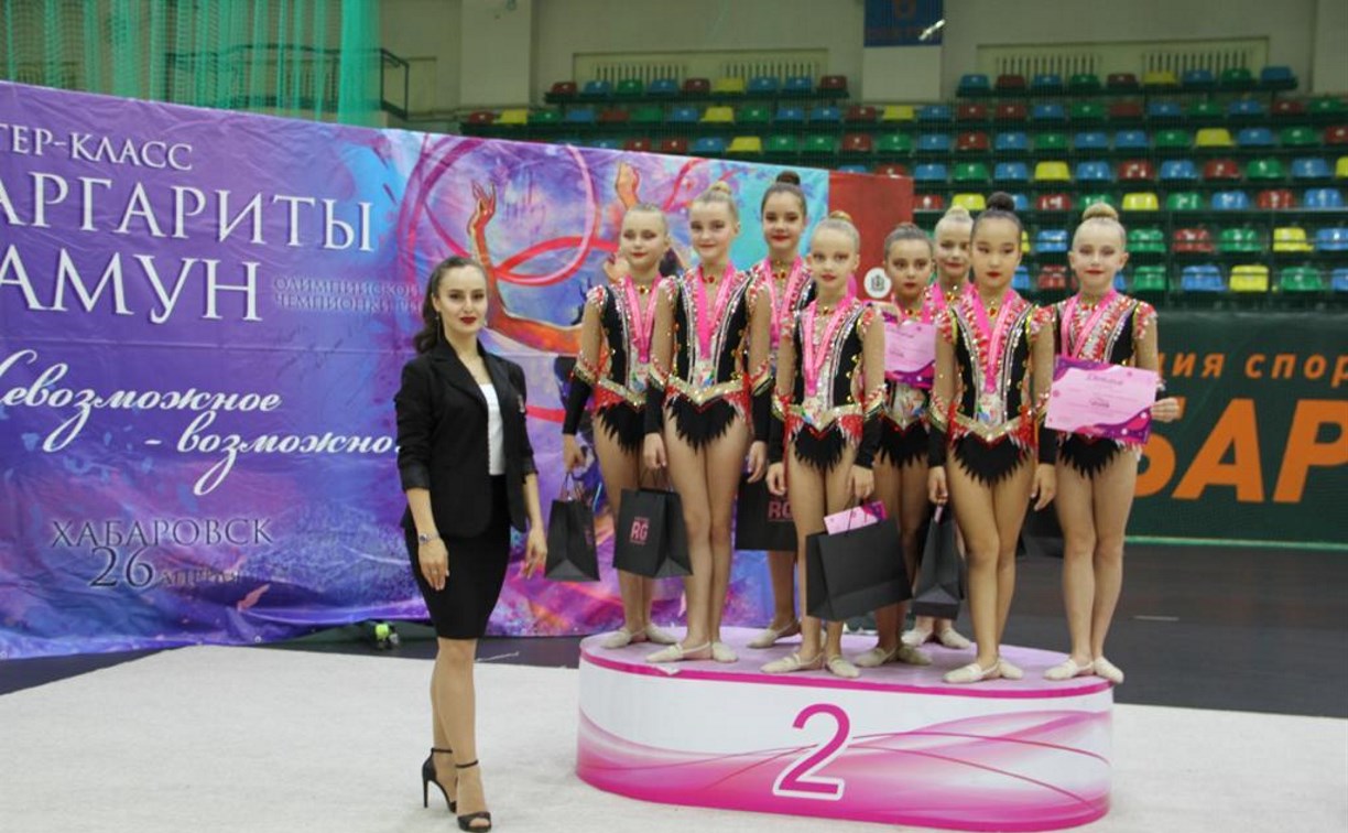 Сахалинские гимнастки завоевали серебряные медали краевых соревнований в Хабаровске