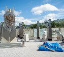 Сквер "Щит и меч России" в Южно-Сахалинске откроют для посещения уже к концу августа