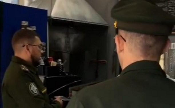 В Южно-Сахалинске двоих уклонистов отправили из общепита в военкомат