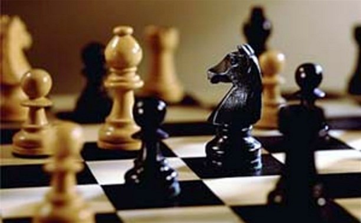Сборная Холмска победила в командном чемпионате области по шахматам