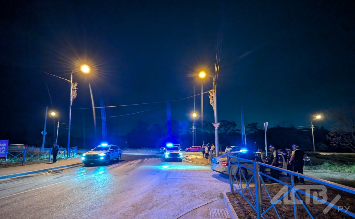 "Жёстко влетел в бочину": автомобилист попал в ДТП, уходя от полицейской погони в Южно-Сахалинске