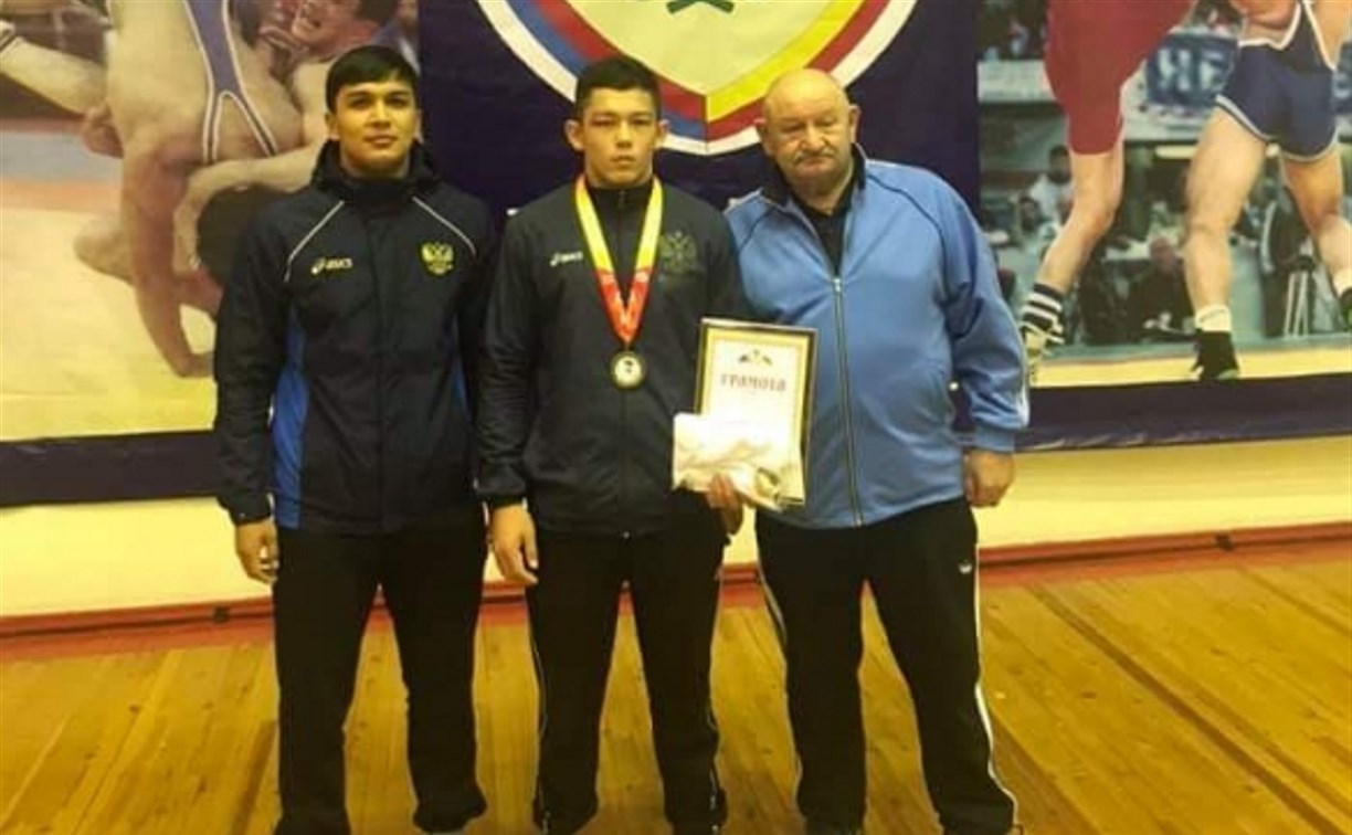 Юный сахалинец стал призером всероссийского турнира по вольной борьбе