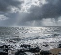 На Сахалине снег и дождь, а на Курилах тепло и сыро: прогноз погоды для региона на 16 октября