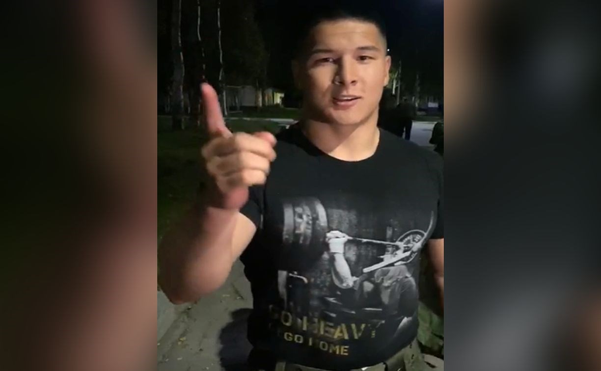 "Всех победим": попавший под артобстрел молодой сахалинец рассказал, что идёт на поправку