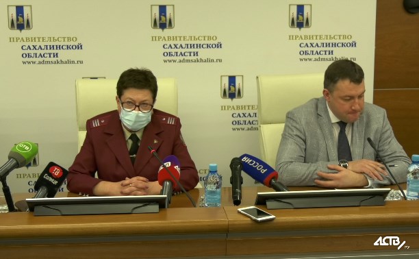 На Сахалин доставят вакцину "Вектор" и препараты института Чумакова