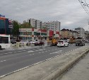 Текущий ремонт дороги на проспекте Мира в Южно-Сахалинске привел к большой пробке