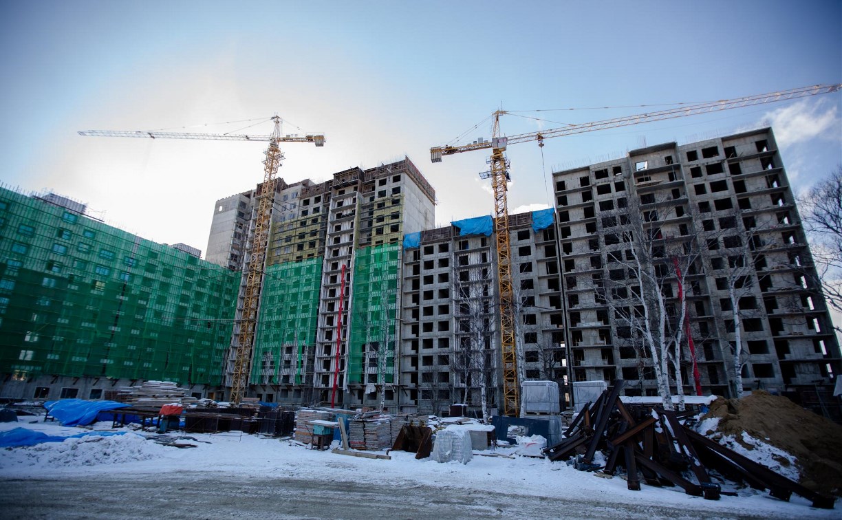 Новые дома в 16 мкр Южно-Сахалинска сдадут весной 2021 года