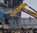 До конца года в Сахалинской области снесут 187 домов