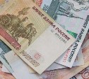 На Сахалине молодой продавец-консультант прикарманивал себе "премии" из сейфа магазина