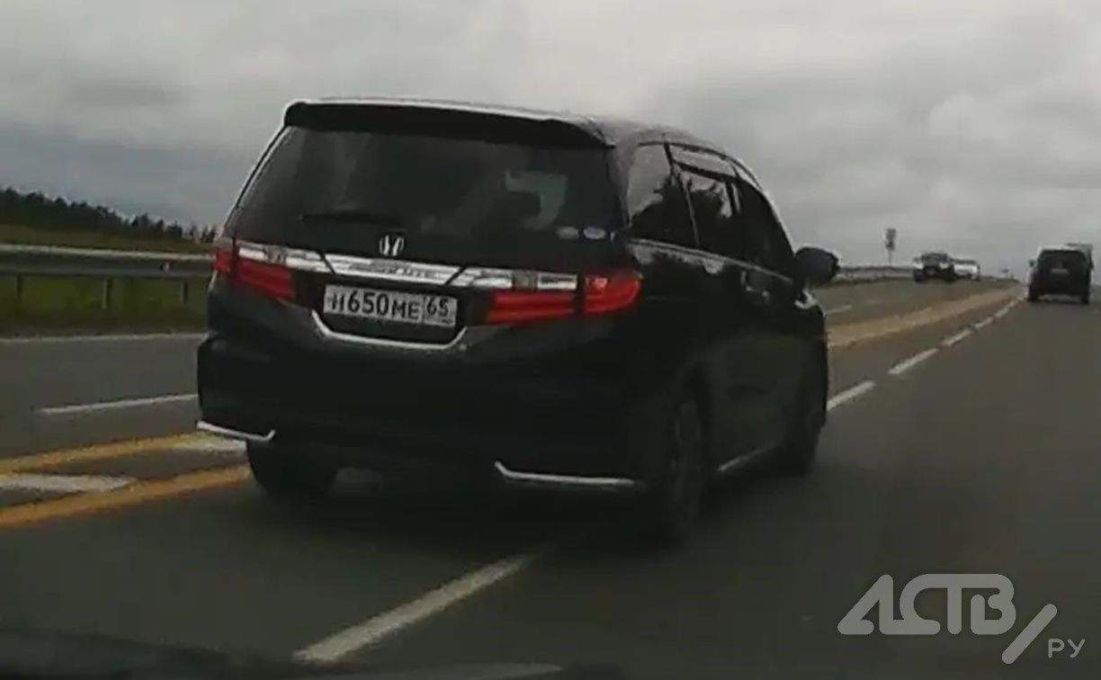 Очередной лихач попался на нарушении на корсаковской трассе